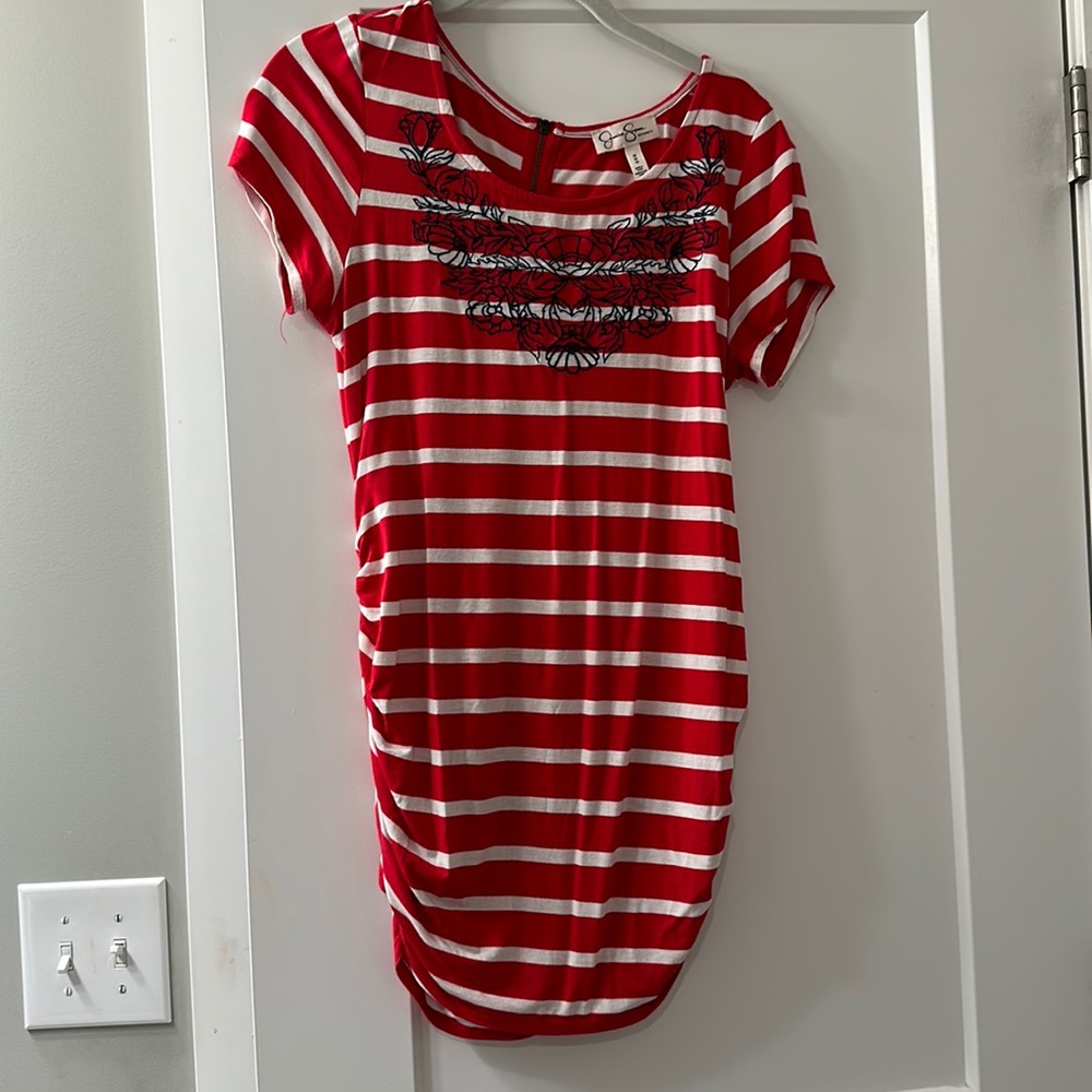Jessica Simpson Short Sleeve Maternity Shirt